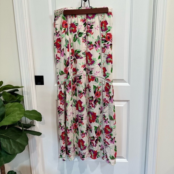 ASOS DESIGN Crinkle Maxi Skirt with Lace Trim Detail - Picture 1 of 8